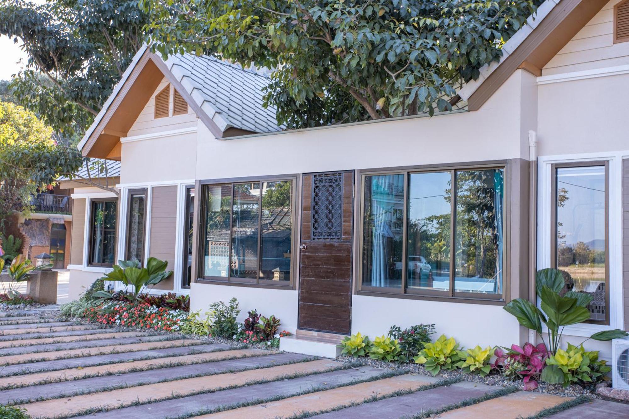 Mana-An Lake Hill Resort มานาอันเลคฮิลล์รีสอร์ต Чиангмай Екстериор снимка