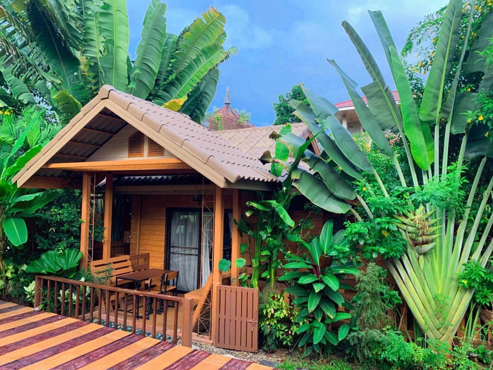 Mana-An Lake Hill Resort มานาอันเลคฮิลล์รีสอร์ต Чиангмай Екстериор снимка